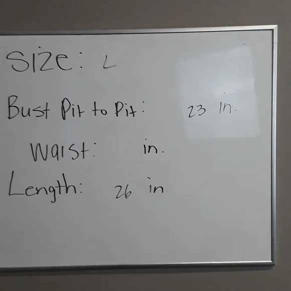 RENDEZVOUS short sleeve floral top size L - Picture 3 of 6